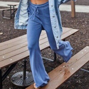 Aerie Kick-it Flare Sweatpants Size Small Short